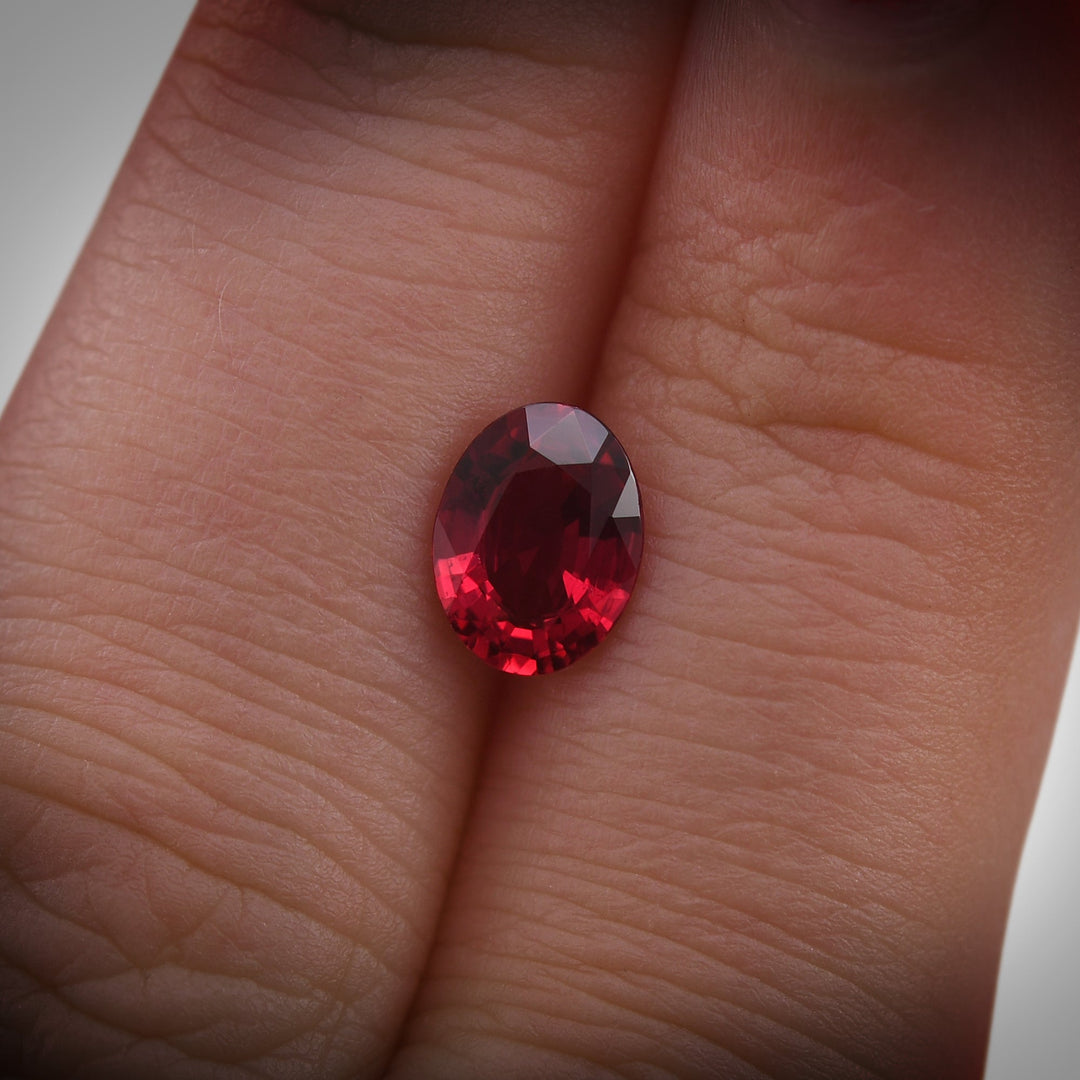 1.21 Carat Red MOZAMBIQUE Oval Ruby CD