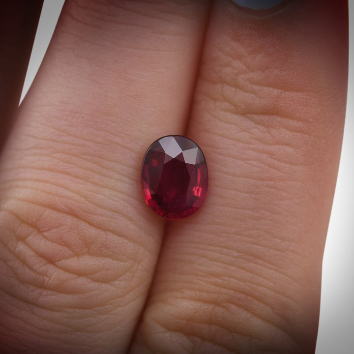 1.68 Carat Red MOZAMBIQUE Oval Ruby