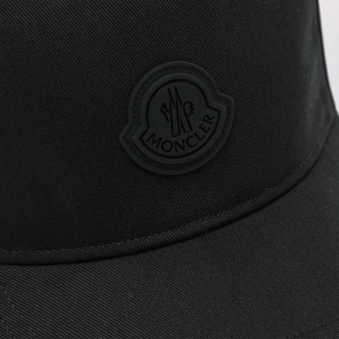Moncler - Black baseball cap with logo patch