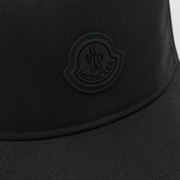Moncler - Black baseball cap with logo patch