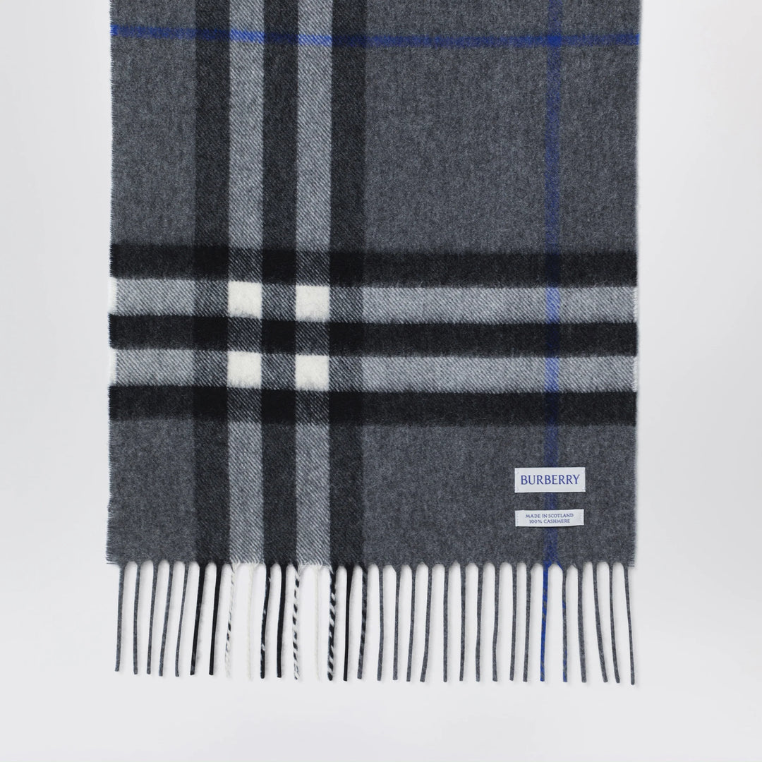 Burberry - Check cashmere scarf in Marlborough Grey