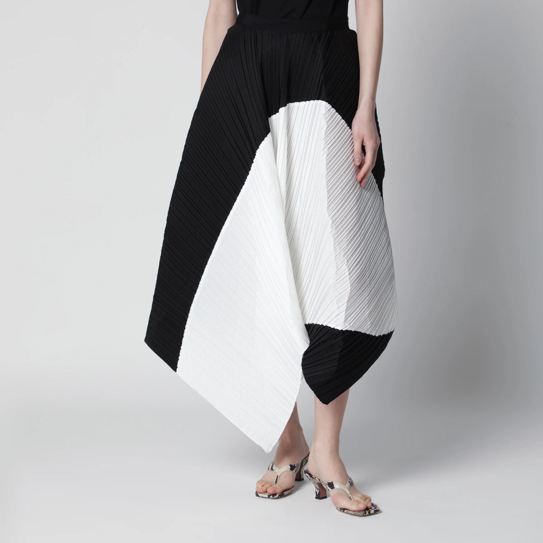 Entire Studios - Asymmetric pleated black skirt