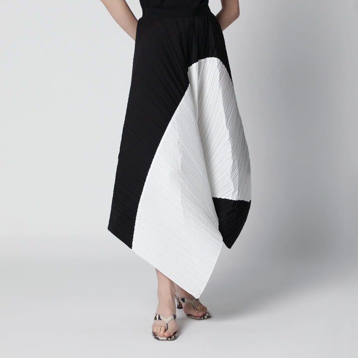 Entire Studios - Asymmetric pleated black skirt