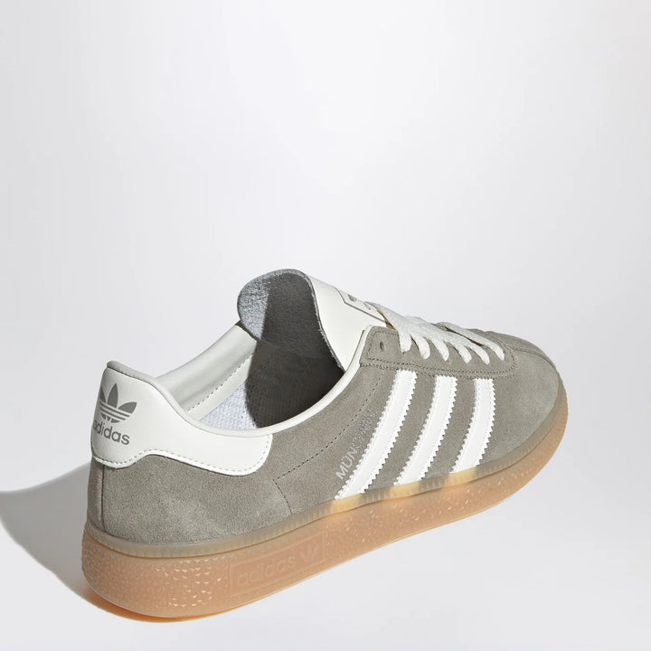 adidas Originals - Muenchen Sneakers in grey suede