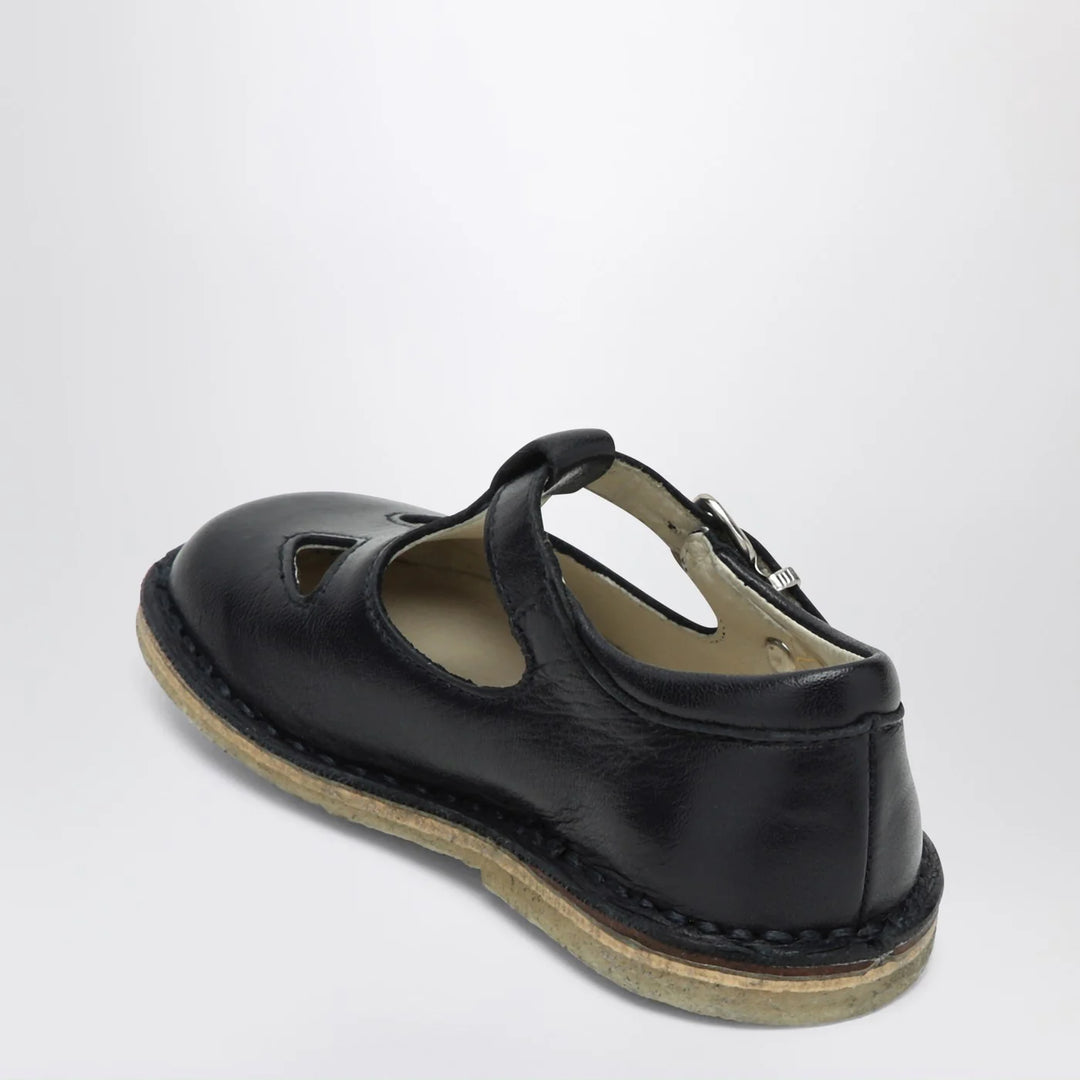 Il Gufo - Sandal with blue eyelets in leather