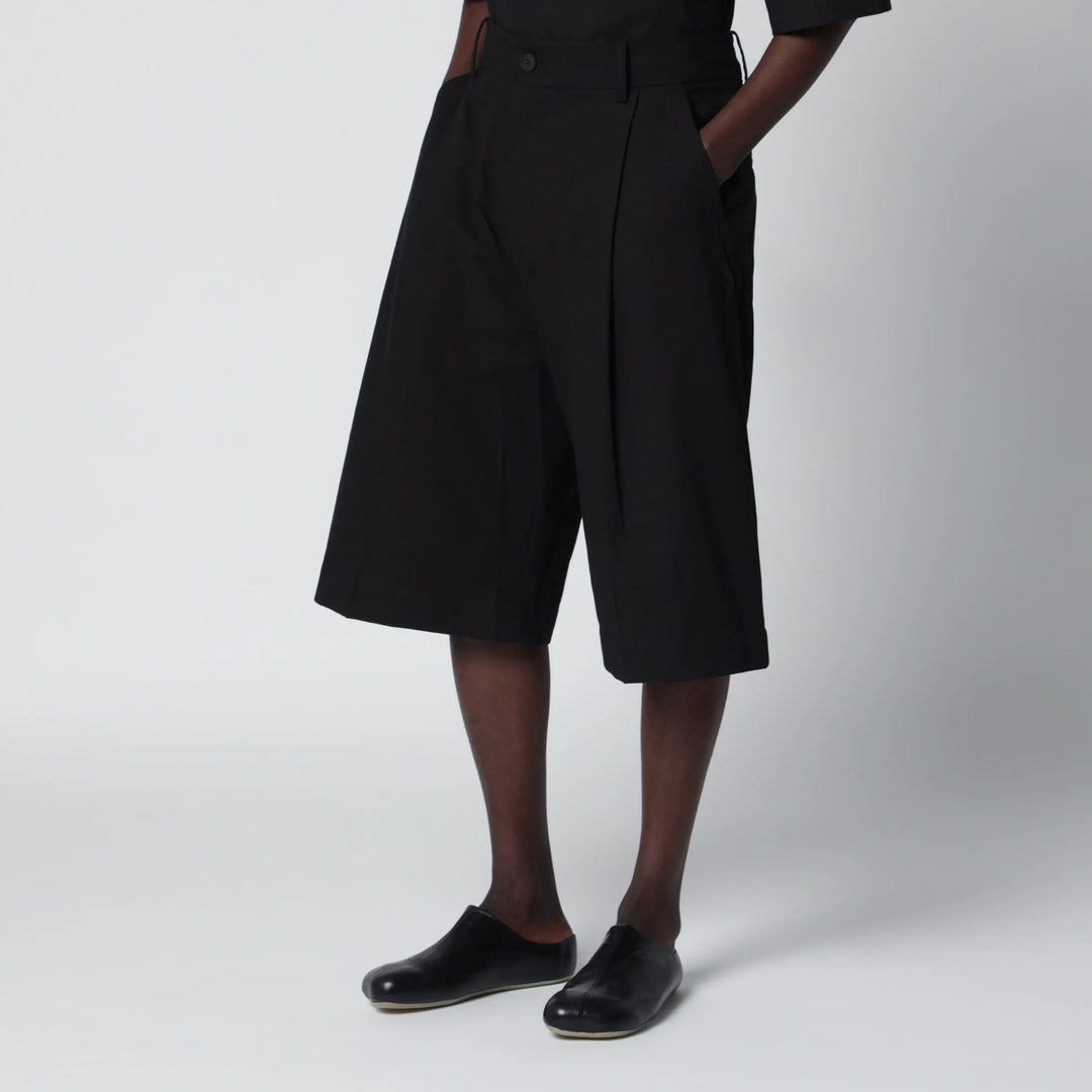 STUDIO NICHOLSON - Fowld shorts in cotton blend black Brand Apparel &amp; Accessories > Clothing > Shorts