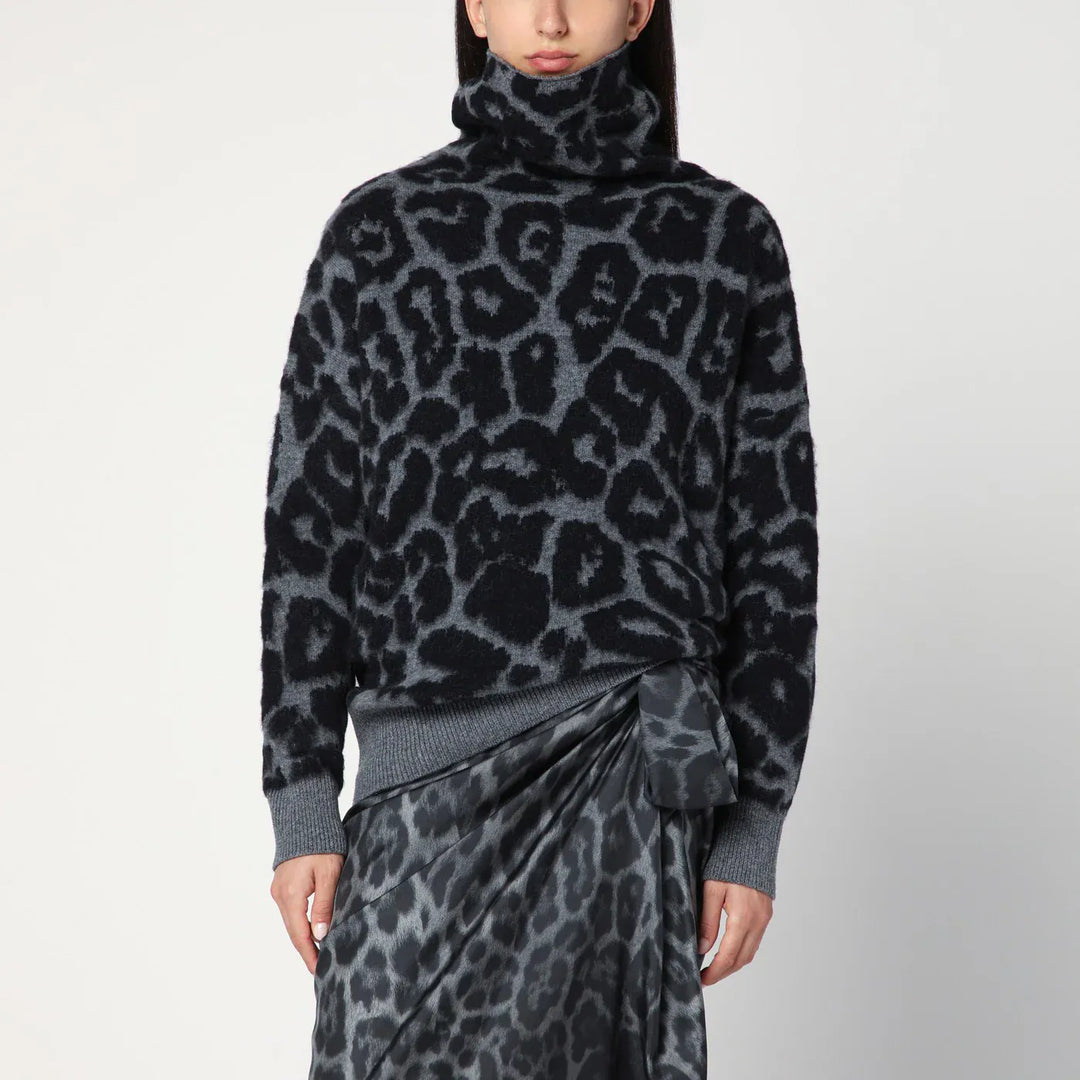 Stella McCartney - Leopard print turtleneck sweater in wool Brand Shirts &amp; Tops M