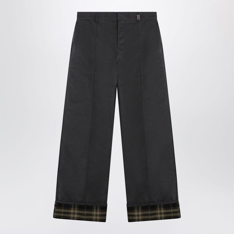 Burberry Trousers 6 Burberry Ash coloured trousers with lapels Burberry Ash coloured trousers with lapels Brand