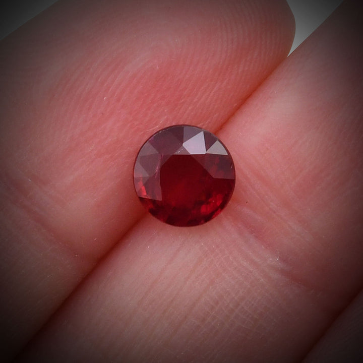 1.45 Carat Red MOZAMBIQUE Round Ruby