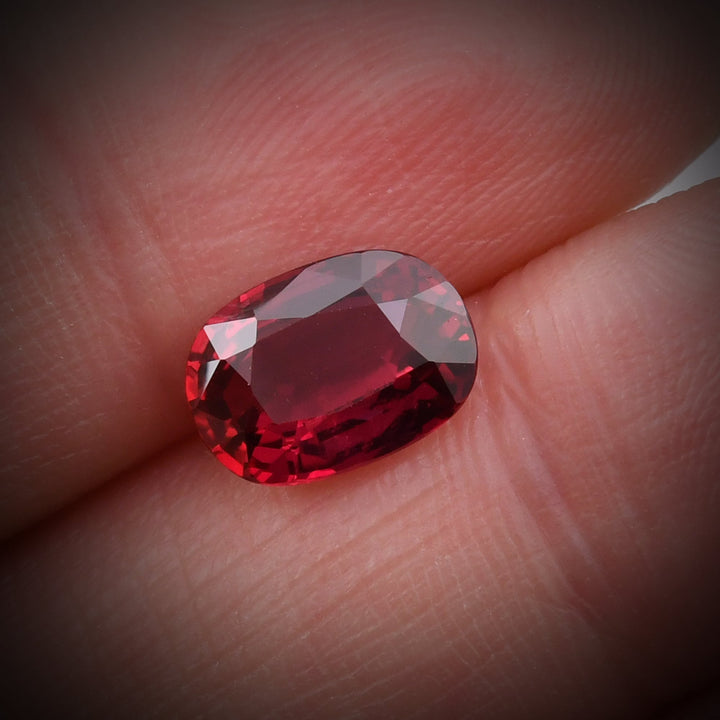2.53 Carat Red MOZAMBIQUE Oval Ruby CD