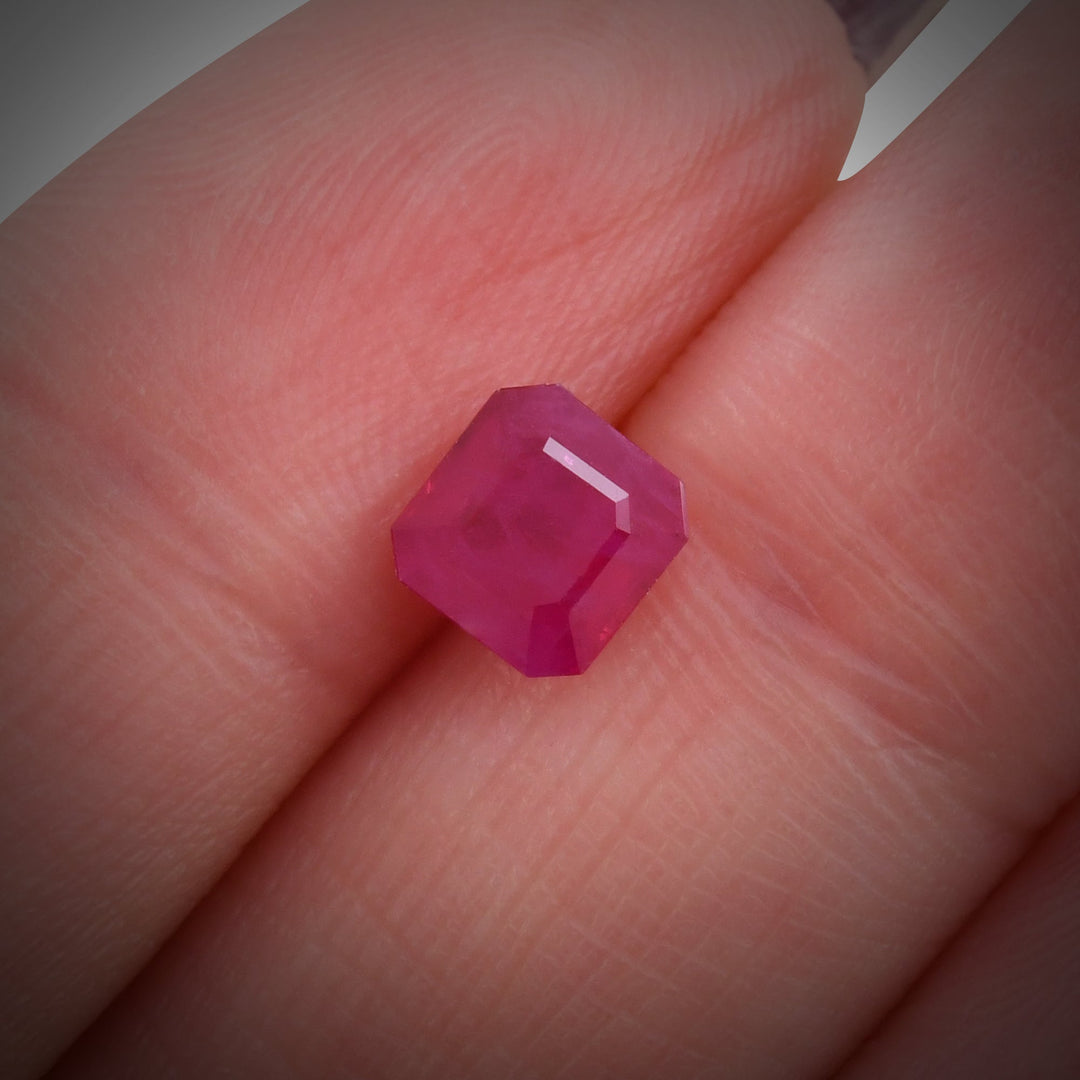 1.20 Carat Red MOZAMBIQUE Emerald Ruby