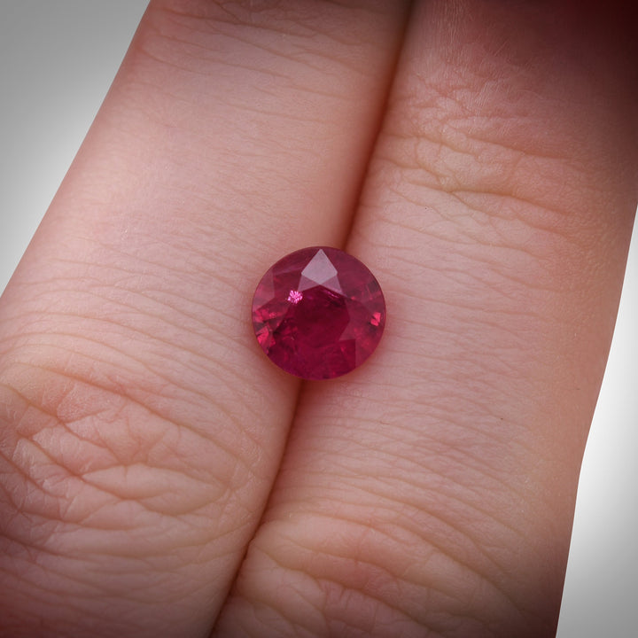 1.81 Carat Red MOZAMBIQUE Round Ruby